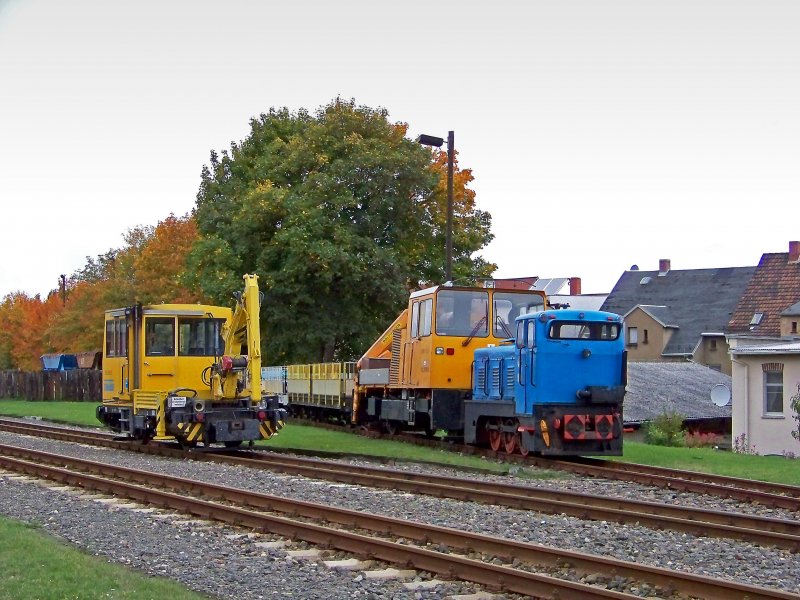 Verschiedene Bahndienstfahrzeuge der KB in Meuselwitz, 11.10.09.