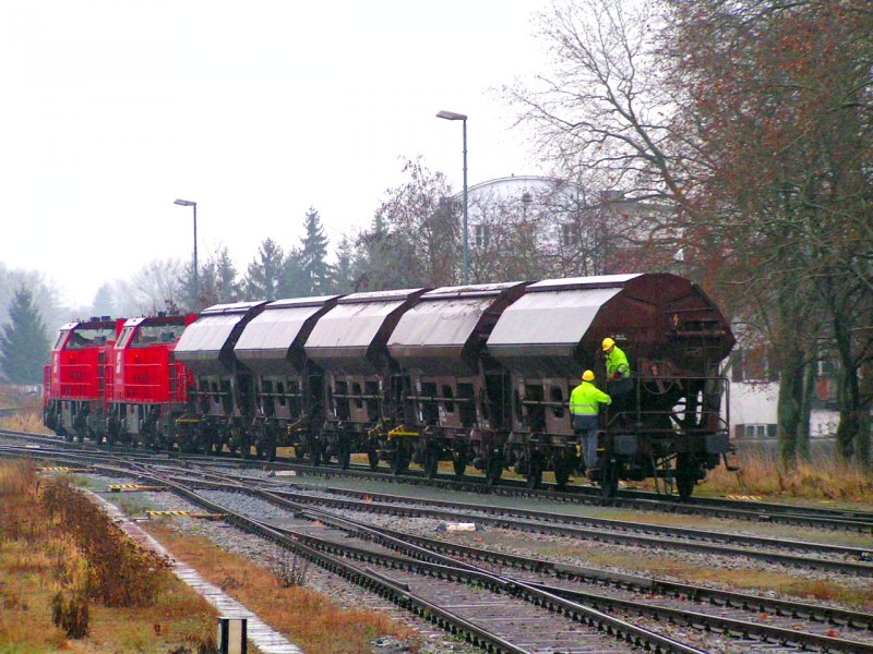 Verschubarbeiten bei strmenden Regen; Bhf.RIED i.I. 071130