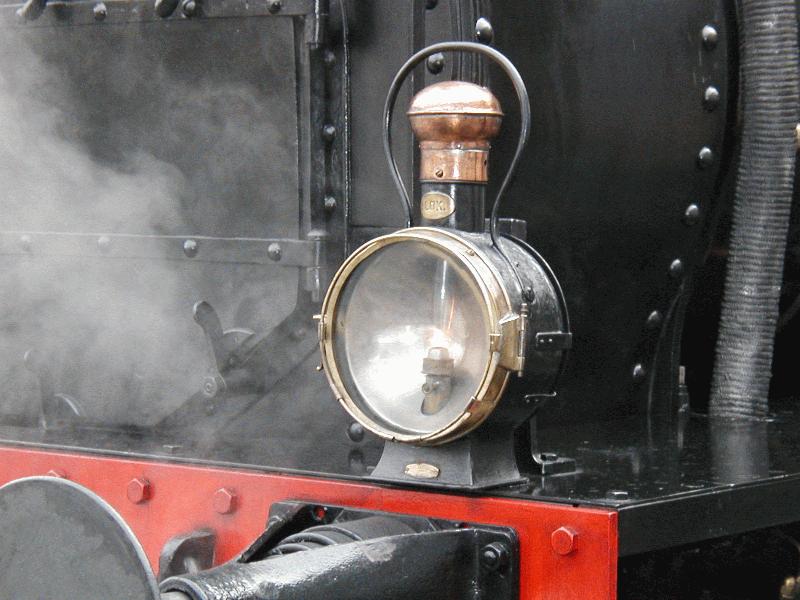 VHS Luzern, Der GNOM  Erste Zahnrad Dampflok Europas (1871 N.Riggenbach)Die Loklaterne 