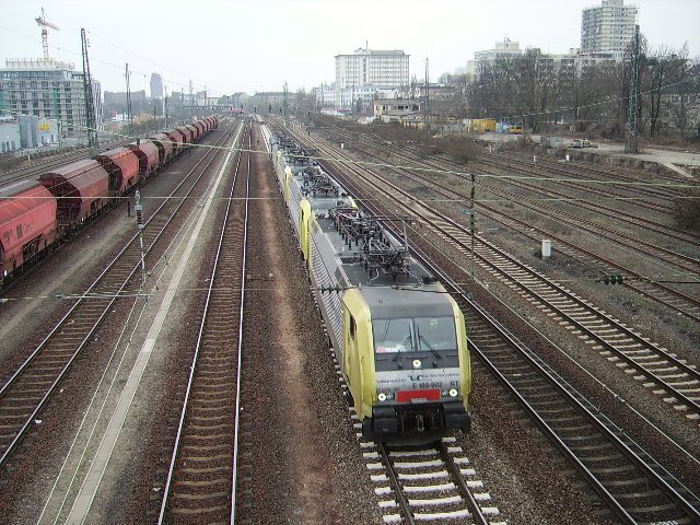 Vier BR 189 von Siemens/MRCE Dispolok in Frankfurt Ost. 