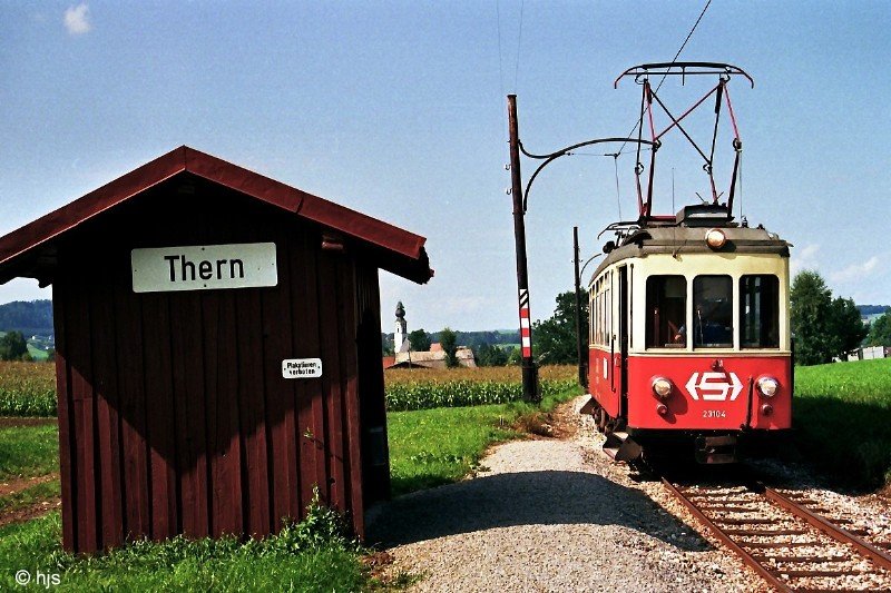 Vcklamarkt - Attersee. Ein Blick zurck: B4ET 23 104 beim Hp. Thern (10. September 1987)