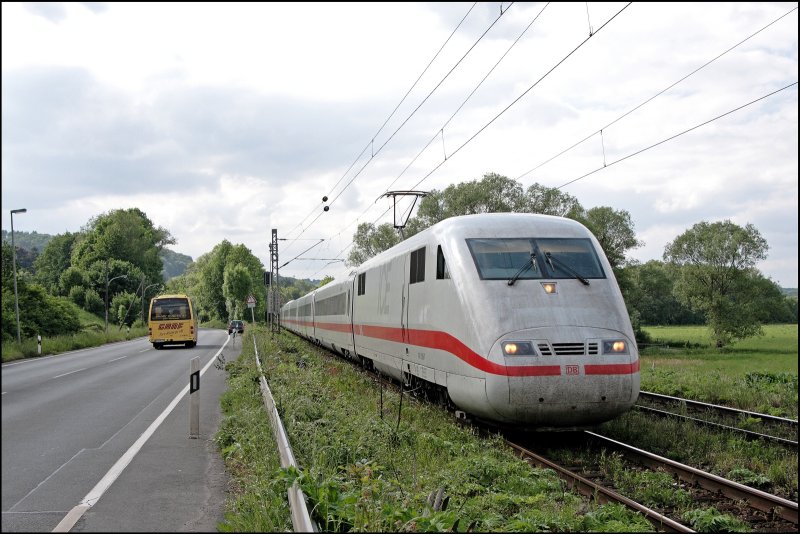 Vom Hohen Norden in den Sden ist der 401 008  Lichtenfels  als ICE927, von Kiel Hbf nach Mnchen Hbf, unterwegs. (18.05.2008)
