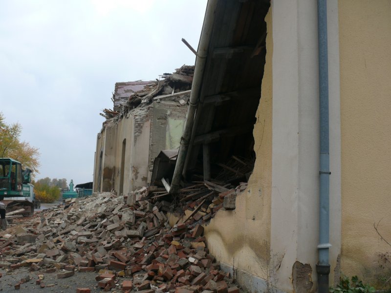 Vorbei! Mit dem Abriss geht in Tirschenreuth eine ra zuende, 14.10.2008