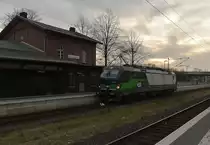 Abendstimmung in Korschenbroich als die Elok 193 271 Lz gen Neuss fahrend zu sehen.
14.3.2017