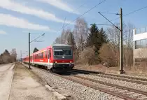 Wenn Lokmangel aufgrund von Instandsetzungen in Mühldorf herrscht, dann muß in seltenen Fällen der vormittägliche Umlauf München - Mühldorf auch schon mal von einem 628-Doppel erbracht werden.

So waren 628 571-2 und 628 558-9 am 13.03.17 für diese Aufgabe eingeteilt. Die weiteren Leistungen dieses Umlaufes am Nachmittag erbrachte 218 460-4 der Westfrankenbahn. Die Aufnahme entstand in Poing.


