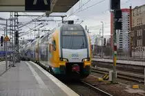 ET 445.101 der ODEG als RE 2 Richtung Cottbus bei der Einfahrt in Berlin Ostbahnhof am 21.03.2017