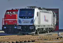6187 070-8 von RheinCargo vor der HGK-Werkstatt in Brühl-Vochem - 14.02.2017
