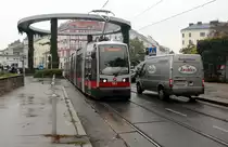 Wien Wiener Linien SL 31 (B 663) XX, Brigittenau, Gaußplatz / Klosterneuburger Straße am 18. Oktober 2016.