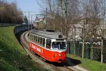 Tw.8 bei der Einfahrt in die Ausweiche Tennisplatz. (25.03.2017)
