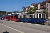 ASm: ALT UND NEU.
Zufallsbild vom 9. April 2017 auf der Endstation Solothurn-HB einer sehr seltenen Begegnung zwischen dem ersten Fahrzeug der ehemaligen LJB, dem BRe 4/4 116 aus dem Jahre 1907 sowie dem neusten  Triebzug STAR, dem ASm Be 4/8 115 aus dem Jahre 2008.
Foto: Walter Ruetsch