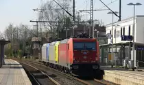 Ein Nachschuss von der 185 596-4  Suzy  145 CL-031,145 CL-202 alle drei von Crossrail kammen als Lokzug aus Krefeld-Hbf nach Aachen-West und kammen aus Richtung Rheydt,Wickrath,Beckrath,Herrath und durchfuhren Erkelenz in Richtung Baal,Hückelhoven-Baal,Brachelen,Lindern,Süggerrath,Geilenkirchen,Frelenberg,Übach-Palenberg,Rimburg,Finkenrath,Hofstadt,Herzogenrath,Kohlscheid,Richterich,Laurensberg,Aachen-West. 
Aufgenommen vom Bahnsteig 2 in Erkelenz. 
Bei schönem Sonnenschein am Morgen vom 25.3.2017.