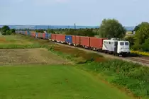Im Block dahinter kam am 02. September 2017 die 139 312 mit dem Containerzug aus Aalen. Aufnahmeort war Druisheim in der Nähe von Donauwörth. 
