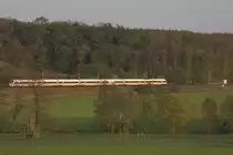 ICE 411 im Abendlicht bei Oberau. Teleaufnahme. 24.04.2017 19:34 Uhr.