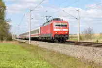 120 119-3 mit dem IC 2343 von Münster(Westf)Hbf nach Berlin Ostbahnhof in Nennhausen. 30.04.2017