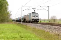 E 186 147-5 Railpool GmbH für HSL Logistik GmbH mit einem Kesselzug  Dieselkraftstoff oder Gasöl oder Heizöl (leicht)  in Nennhausen und fuhr weiter in Richtung Wustermark. 06.05.2017
