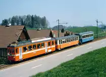 TB/TL: BDe 4/4 6 mit einem bunten Zug nach St. Gallen unterwegs im Frühling 1994.
Von der ehemaligen Lausanne-Moudon Bahn wurden vier Personenwagen übernommen.
Der B4 11 wurde 1970 nach einem Einsatz bei der FB im Jahre 1970 in Betrieb genommen. Die B4 12-14 standen ab dem Jahre 1963 bei der TB im Einsatz. 
Mehrere Jahre leisteten somit stilreine Lausanner Garnituren bestehend aus BDe 4/4 Triebwagen und B4 Personenwagen wertvolle Dienste in der Ostschweiz.
Foto: Walter Ruetsch 