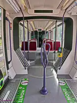 Innenansicht der Straßenbahn TCAR-Astuce-849 (Typ Citadis402 Alstom).
2016-03-27 Rouen-Boulingrin 