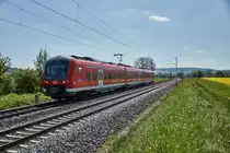 440 319-2 ist als RB in Richtung Jossa bei Retzbach-Zellingen unterwegs,gesehen am 10.05.2017.