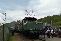 In Bochum Dahlhausen konnte ich endlich mal eine E94 ablichten. Hier stand E94 080 in Bochum Dahlhausen. 

Bochum Dahlhausen 29.04.2017