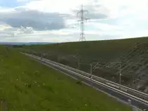 Die neue Schnellfahrstrecke von Erfurt nach Nürnberg bei km 183.4, hinter dem Tunnel Augustaburg bei Erfurt.