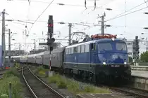 TRI 110 428-0 Einfahrt in den Kölner Hbf, am 20.05.2017.