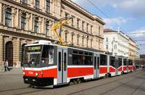 Tschechien / Straßenbahn (Tram) Brno / Brünn: Tatra KT8D5N - Wagen 1734 von Dopravní podnik města Brna a.s. (DPMB), aufgenommen im März 2017 im Innenstadtbereich der tschechischen Stadt Brünn.
