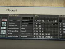 Hier ist noch en Bild vom alten Klapperkasten in K�ln Hauptbahnhof. Dieses Bild wurde ebenfalls am 06.12.03 gemacht. Das Bild hatte ich in dem Moment gemacht als die Anzeige gerade am umspringen war.

Das andere Bild hat folgende ID - Nummer: 100898