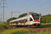 RABe 523 005, auf der S1, fährt in der Abendsonne Richtung Haltestelle Augarten. Die Aufnahme stammt vom 22.05.2017.