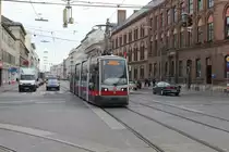 Wien Wiener Linien SL O (A 19) X, Favoriten, Laxenburger Straße / Gudrunstraße am 12. Mai 2017.