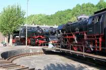 Drei Neubauloks stehen sich gegen�ber. Bochum-Dahlhausen am 29.04.07