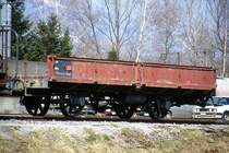 RhB - Xk 9027 am 16.06.1999 in Untervaz - Maurerwagen - 2-achsig mit 1 offenen Plattform - Baujahr 1903 - MAN - Gewicht 6,20t - Ladegewicht 10,00t - L�P 7,49m - zul�ssige Geschwindigkeit 60 km/h - �2=27.01.1995 - Lebenslauf: ex M 1193 - 1911 M 7063 - 1924 X 9027 - 1989 Xk 9027 - 03/1999 ausr. - 02/2004 Abbruch - Hinweis: Wagen war am 16.06.1999 in Untervaz zum Abbruch freigegeben, laut VRS 02/2004 Abbruch.
