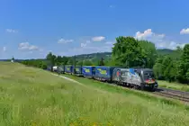 182 560 mit DGS 43947 am 03.06.2017 bei Passau. 