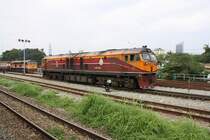 GEA 4531 (Co'Co', de, General Electric, Bj.1995) am 30.Mai 2017 in der Wagenabstellgruppe bei der Haltestelle Nikhom Rotfai KM. 11.