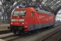 101 108-9 durchfährt am 27.5.2017 den Dresdener Hauptbahnhof in westlicher Richtung.