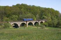 VT42 SBE Mandaubahn, Br�cke in Mittelherwigsdorf �ber Mandau, 29.04.2007.