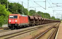 Am 02.06.2017 kam die 185 202-9 von der DB Schenker Rail Deutschland AG, aus Richtung Magdeburg nach Niederndodeleben und fuhr weiter in Richtung Braunschweig . 