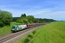 1116 159 mit einem RJ am 08.06.2017 bei Pöndorf. 