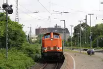 Während der Wartezeit auf den RE 6 kam u.a. Locon 206 (212 095) durch den Neusser Hauptbahnhof gefahren.
Aufnahmedatum: 16. Juni 2017