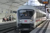 Durchfahrt von IC2218 nach Hamburg am 14.06.2017 in Ludwigshafen Mitte.