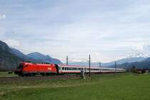 1016 043 mit OEC 160 bei Flaurling (07.04.2007)