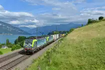 Re 475 403 + Re 475 402 mit dem Cargobeamer am 16.06.2017 bei Einigen. 
