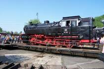 82 008 auf der Drehscheibe im Bw-Bochum-Dahlhausen