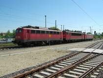 140 621-4 mit 155 211-6 und 152 003-0 am 6.05.07 im Bahnhof von Wismar.
<a href= http://staedte.kaposo.de  target= _blank ><img src= http://www.Bahnbilder.de/counter/counter_new.php?key=144315884  alt= St�dte auf Kaposo  title= St�dte auf Kaposo  border= 0  /></a>
