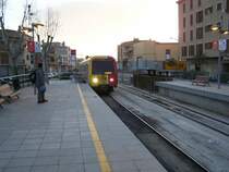Dieseltriebzug der Baureihe 61 bei Einfahrt in den Bahnhof Manacor am 09.03.2007