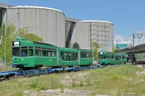 Am 03.07.2017 wird der Be 4/6S 664 in der Hauptwerkstatt auf einen Lastwagen verladen. Danach wird er auf der Strasse zu einem Verladeplatz gefahren wo er auf einen Eisenbahnwagen umgeladen wird. Danach tritt er zusammen mit sieben weiteren die lange Reise in seine neue Heimat Sofia an. Die Reise nach Sofia kann beginnen. Die Diesellock holt die verladenen Be 4/6S ab. 
