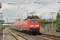 RE 4172 nach Marburg(Lahn) verlässt Lollar an der Lahn. Dieser Regionalexpress ist einer von wenigen Verstärkerzügen der Main-Weser-Bahn, welche von Frankfurt aus bis über Gießen hinaus nach Marburg(Lahn) fahren.
