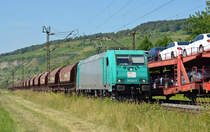Am 14.06.17 schleppte 185 634 der HLG einen Silozug durch Thüngersheim Richtung Würzburg.