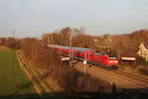 Nachschuss auf 146 111-0  Baden Württemberg erfahren , als sie ihren RE (Basel Bad Bf - Offenburg) in den Bahnhof von Müllheim (Baden) schob.