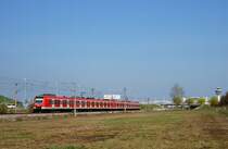 423 288 und 423 178 mit einer S-Bahn nach MGE am M�nchener Flughafen (11.04.2007)