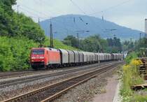 152 148 bei der Einfahrt in den Bahnhof Laufach (Strecke Würzburg-Aschaffenburg).
16.08.2017